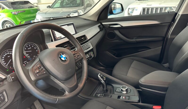 BMW X1 sDRIVE 18i ADVANTAGE NAVI PRO LED PDC full