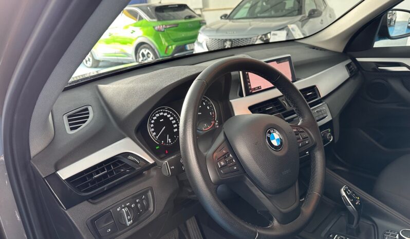 BMW X1 sDRIVE 18i ADVANTAGE NAVI PRO LED PDC full