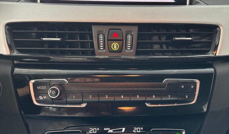BMW X1 sDRIVE 18i ADVANTAGE NAVI PRO LED PDC full