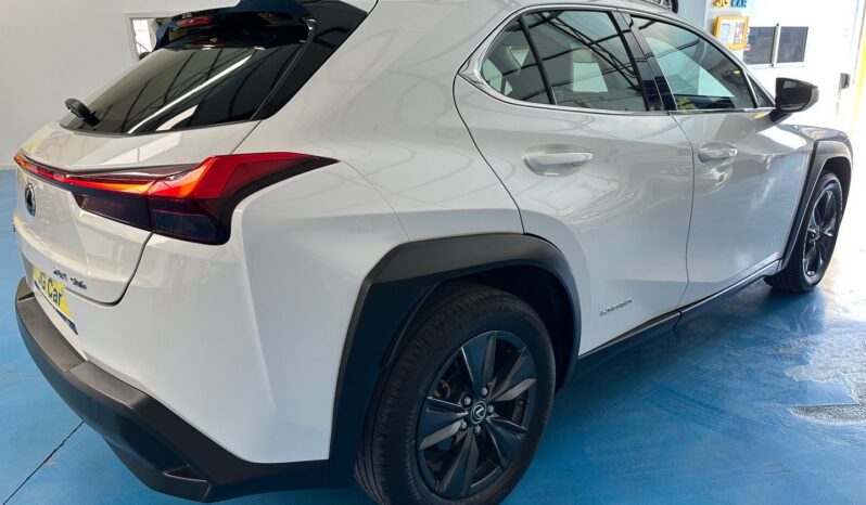 LEXUS LX UX 250-H 2.0 184CV completo