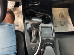 LEXUS LX UX 250-H 2.0 184CV completo