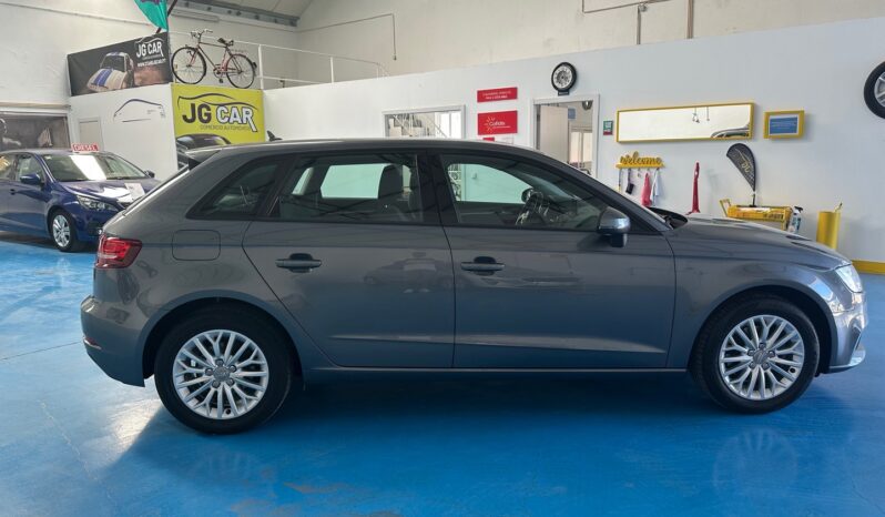 AUDI A3 SPORTBACK 1.6 TDI completo