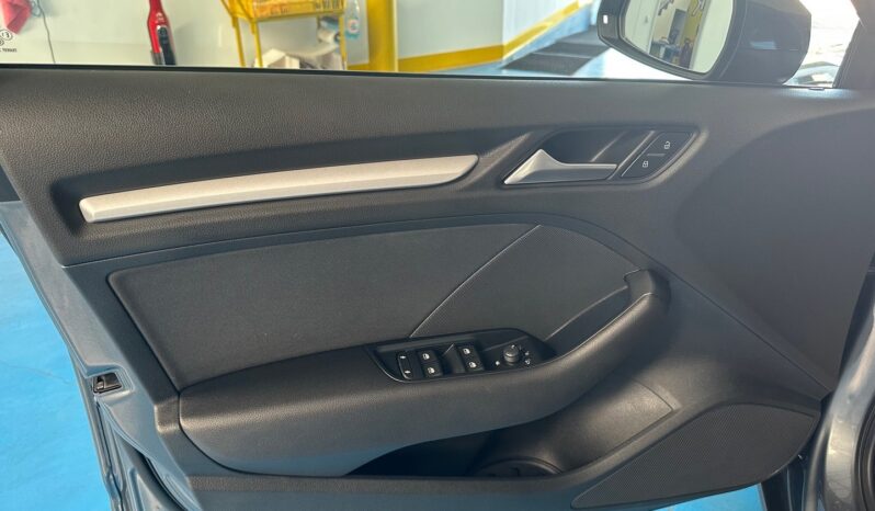 AUDI A3 SPORTBACK 1.6 TDI completo