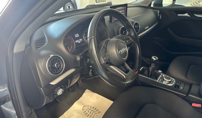 AUDI A3 SPORTBACK 1.6 TDI completo