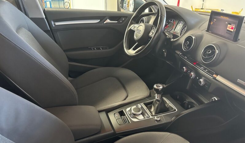 AUDI A3 SPORTBACK 1.6 TDI completo