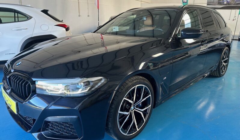 BMW 530 e Pack Desportivo M completo