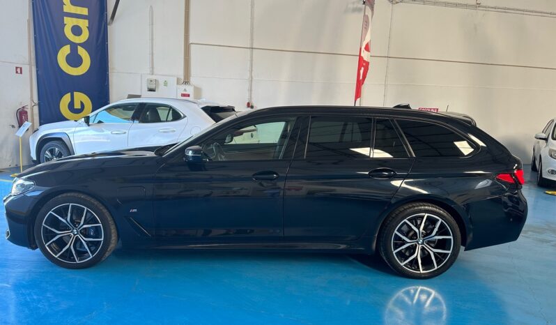 BMW 530 e Pack Desportivo M completo