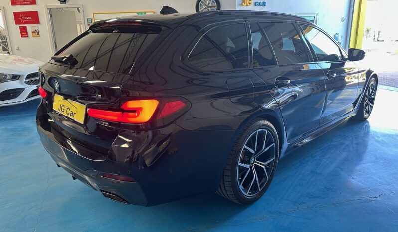 BMW 530 e Pack Desportivo M completo