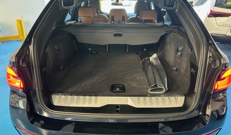 BMW 530 e Pack Desportivo M completo