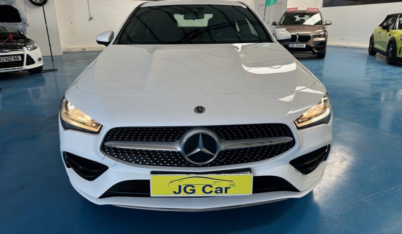 MERCEDES-BENZ CLA 180 AMG-Line completo