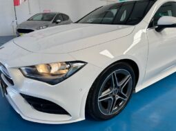 MERCEDES-BENZ CLA 180 AMG-Line completo