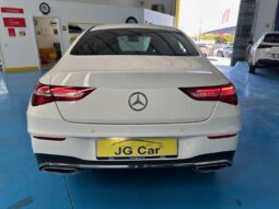 MERCEDES-BENZ CLA 180 AMG-Line completo