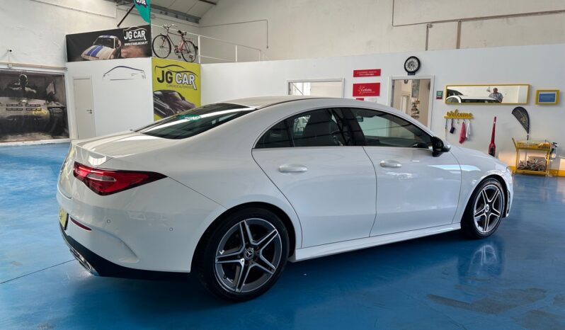 MERCEDES-BENZ CLA 180 AMG-Line completo