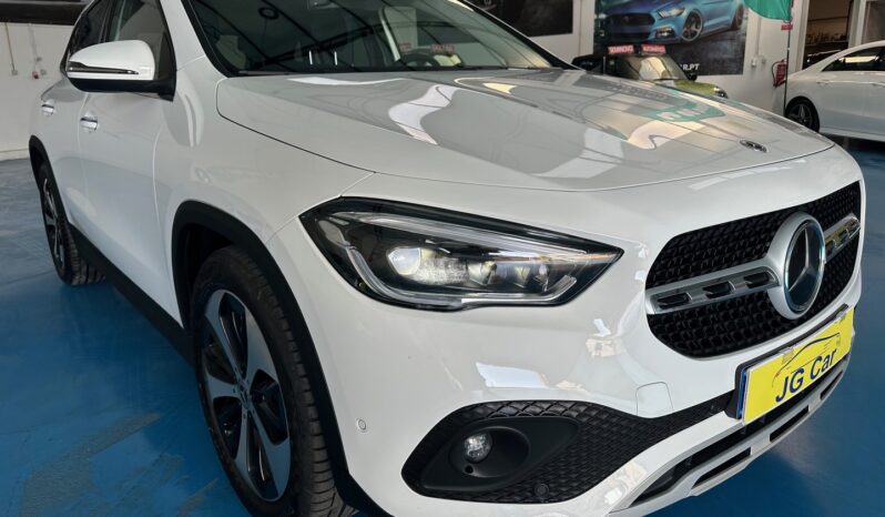 MERCEDES-BENZ GLA 200 STYLE LEDER NAVI completo