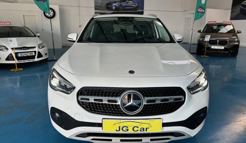 MERCEDES-BENZ GLA 200 STYLE LEDER NAVI completo