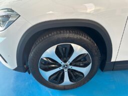 MERCEDES-BENZ GLA 200 STYLE LEDER NAVI completo