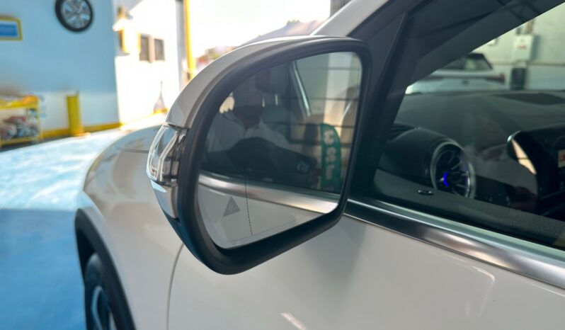 MERCEDES-BENZ GLA 200 STYLE LEDER NAVI completo