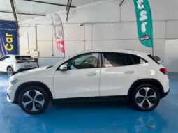 MERCEDES-BENZ GLA 200 STYLE LEDER NAVI completo