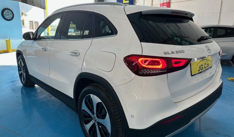 MERCEDES-BENZ GLA 200 STYLE LEDER NAVI completo