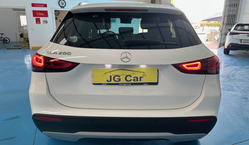 MERCEDES-BENZ GLA 200 STYLE LEDER NAVI completo