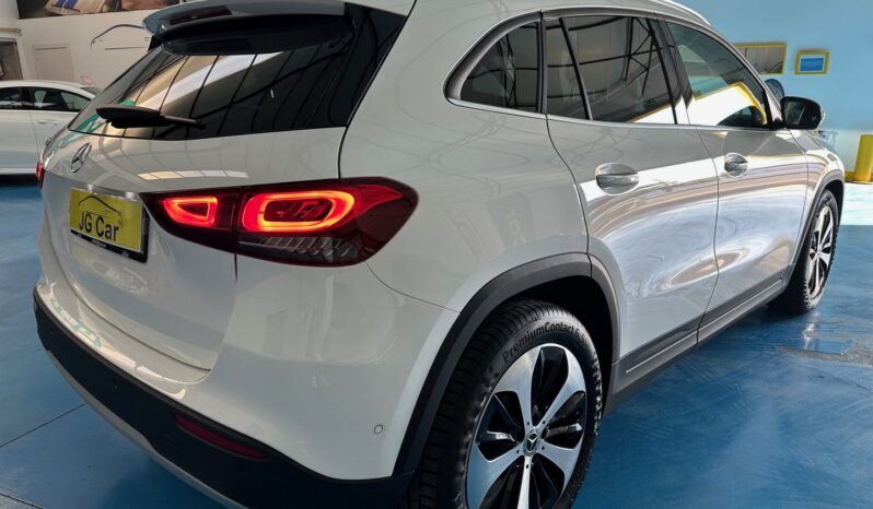 MERCEDES-BENZ GLA 200 STYLE LEDER NAVI completo