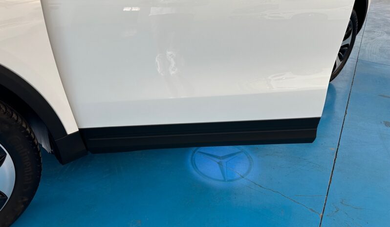 MERCEDES-BENZ GLA 200 STYLE LEDER NAVI completo