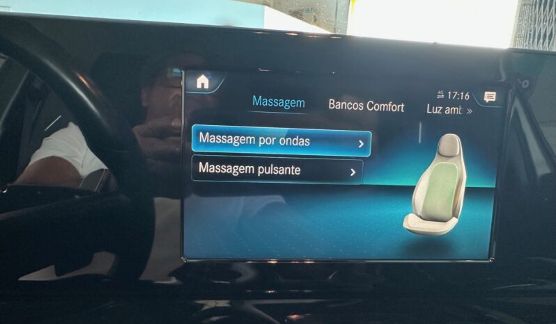 MERCEDES-BENZ GLA 200 STYLE LEDER NAVI completo