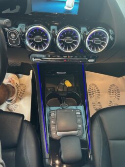 MERCEDES-BENZ GLA 200 STYLE LEDER NAVI completo