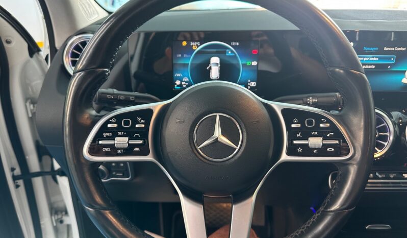 MERCEDES-BENZ GLA 200 STYLE LEDER NAVI completo