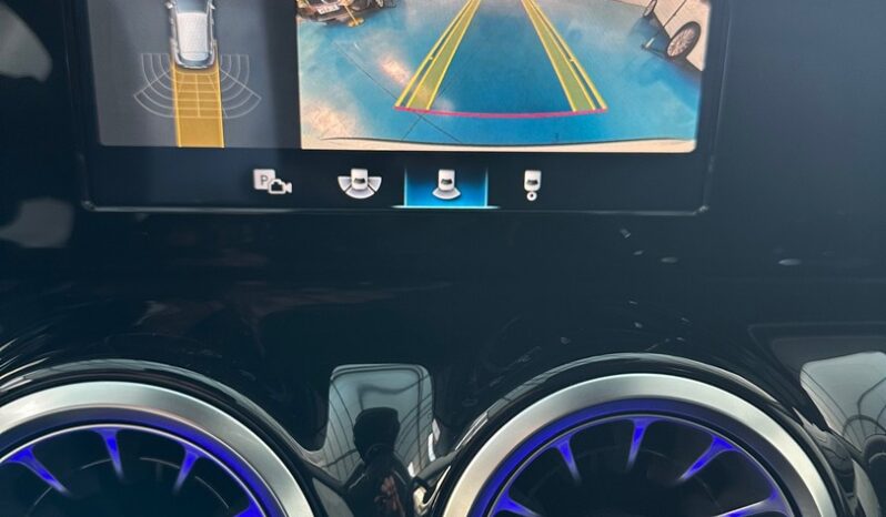 MERCEDES-BENZ GLA 200 STYLE LEDER NAVI completo