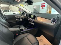 MERCEDES-BENZ GLA 200 STYLE LEDER NAVI completo