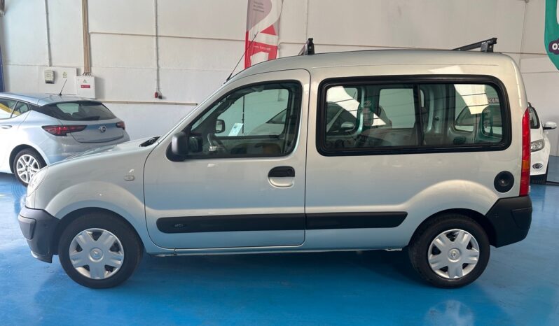 RENAULT KANGOO 5 lugares AC completo