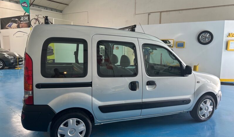 RENAULT KANGOO 5 lugares AC completo