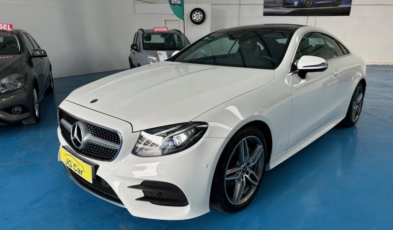 Mercedes Coupé E 220d AMG completo