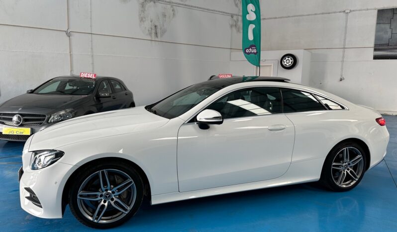 Mercedes Coupé E 220d AMG completo