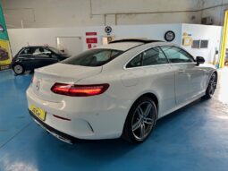 Mercedes Coupé E 220d AMG completo