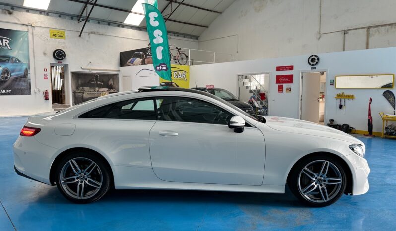 Mercedes Coupé E 220d AMG completo