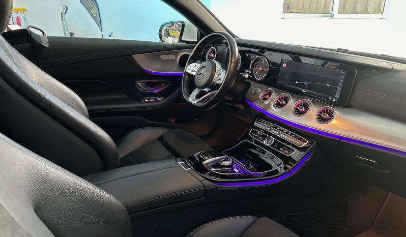 Mercedes Coupé E 220d AMG completo