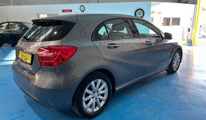 MERCEDES-BENZ CLASSE A 180 CDI STYLE completo