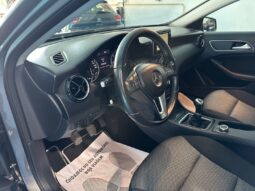 MERCEDES-BENZ CLASSE A 180 CDI STYLE completo