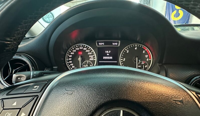 MERCEDES-BENZ CLASSE A 180 CDI STYLE completo