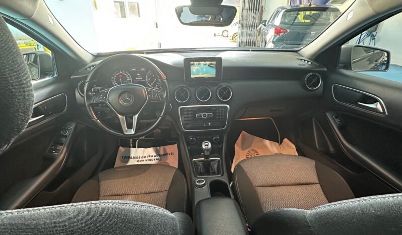 MERCEDES-BENZ CLASSE A 180 CDI STYLE completo