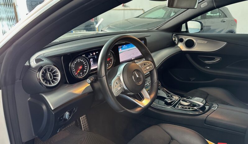 Mercedes Coupé E 220d AMG completo