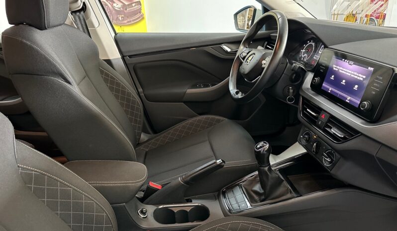 SKODA SCALA 1.0 TSI 95 HP AMBITION completo