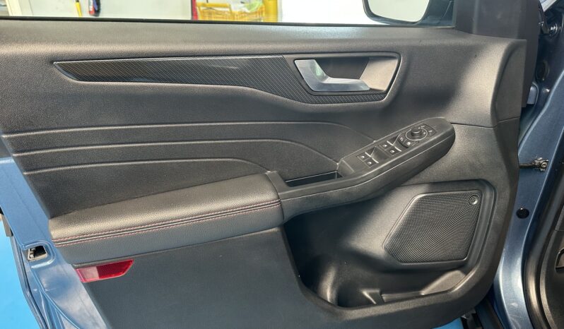 FORD KUGA 1.5 ECOBOOST ST LINE completo