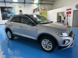 VW T-ROC 1.0 TSI 110 CV completo