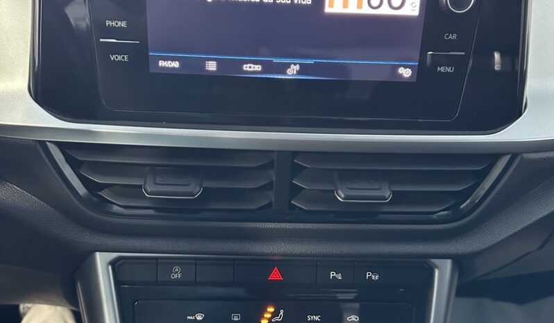 VW T-ROC 1.0 TSI 110 CV completo