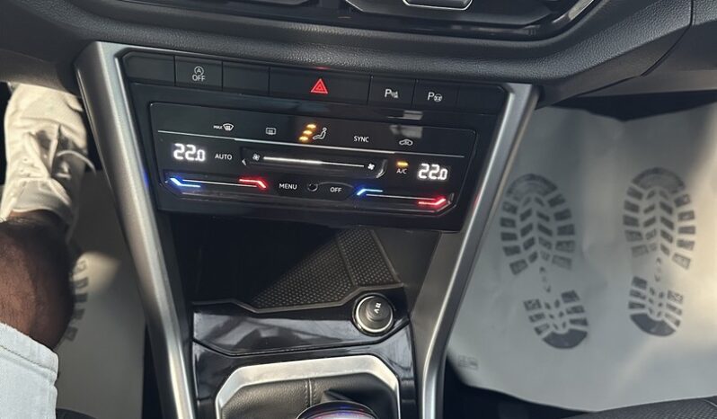 VW T-ROC 1.0 TSI 110 CV completo