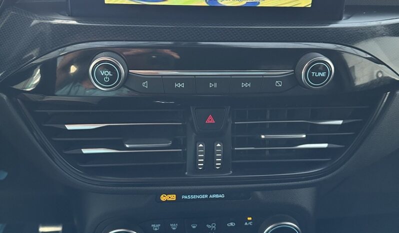 ORD KUGA 1.5 EcoBoost ST-Line completo