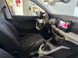 SEAT ARONA 1.0 TS 110 CV STYLE completo